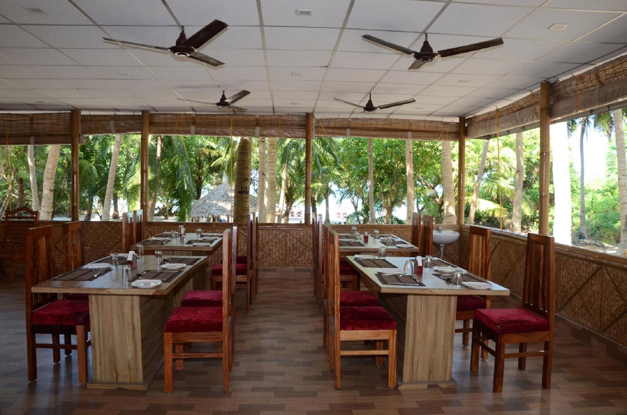 Coconhuts Beach Resort Lakshmanpur Экстерьер фото